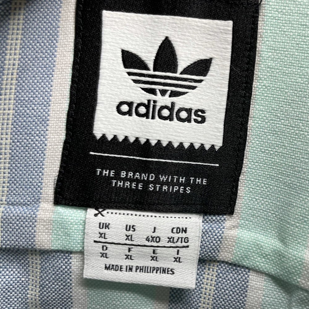 Adidas Button Down - Picture 5 of 7